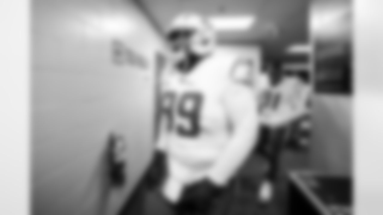 DT Jamaree Caldwell (99)