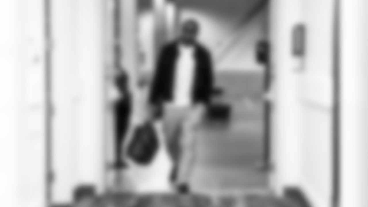 OLB Khalil Mack (52)