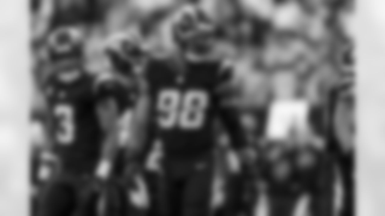 Take a look at the best photos of Chargers 2026 free agent Odafe Oweh