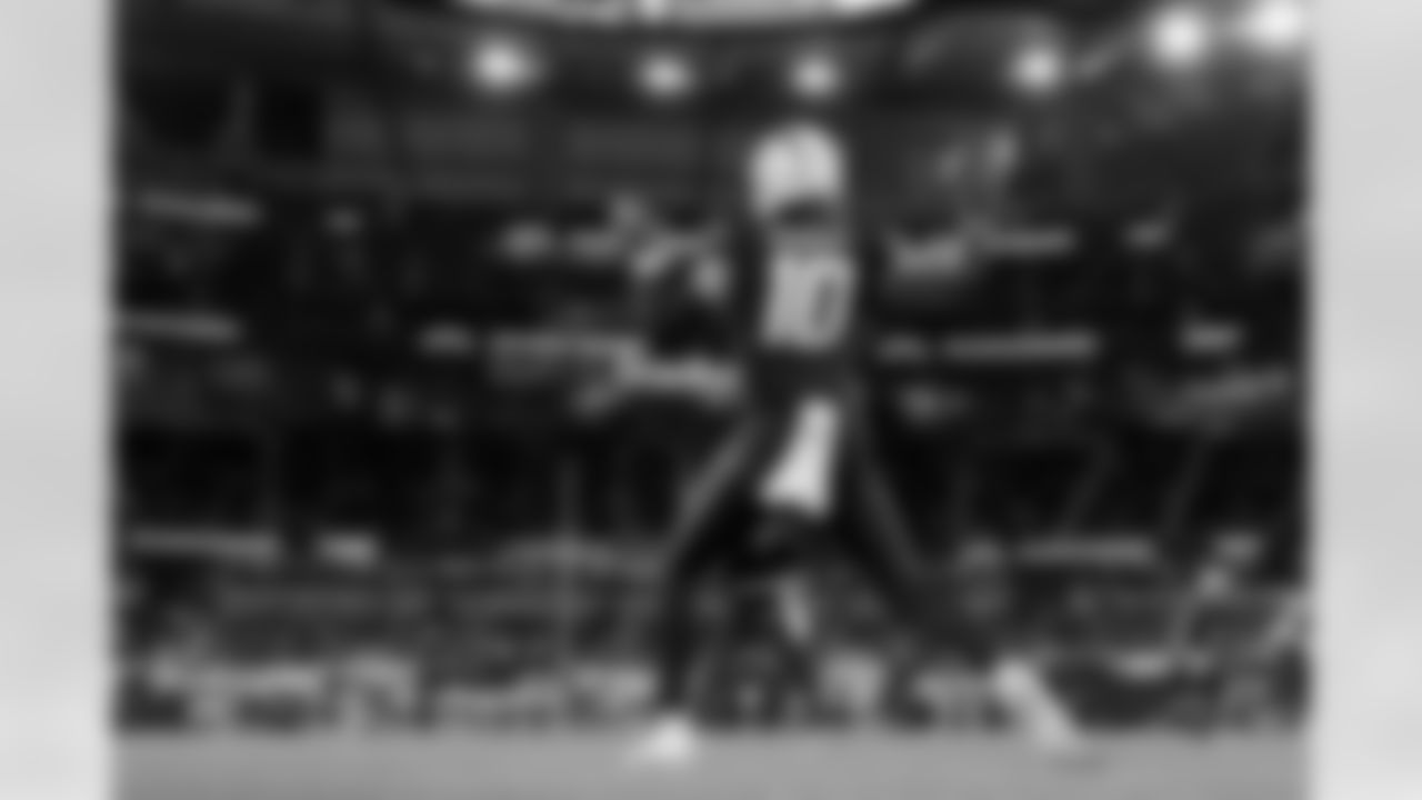 The Los Angeles Chargers play the Baltimore Ravens on Sunday, November 26, 2023 at SoFi Stadium in Inglewood, CA.
[FINAL SCORE: BAL 20 - LAC 10]