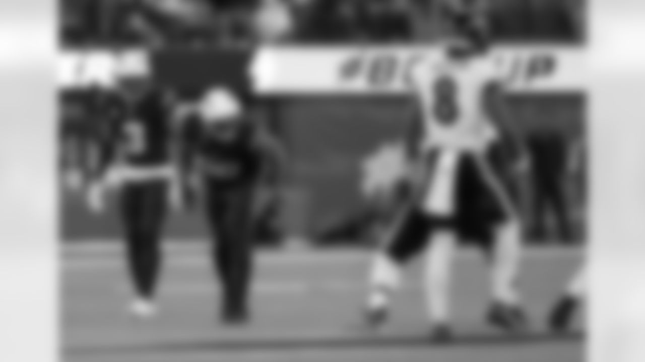 The Los Angeles Chargers play the Baltimore Ravens on Sunday, November 26, 2023 at SoFi Stadium in Inglewood, CA.
[FINAL SCORE: BAL 20 - LAC 10]