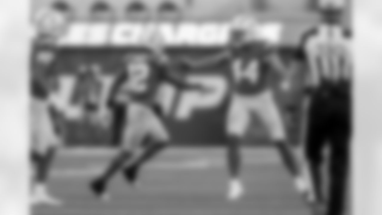 The Los Angeles Chargers play the Dallas Cowboys on Monday, October 16, 2023 at SoFi Stadium in Inglewood, CA.
[FINAL SCORE: DAL 20 - LAC 17]