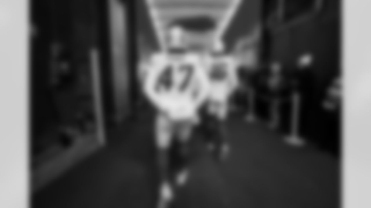 LS Josh Harris (47) and P JK Scott (16)