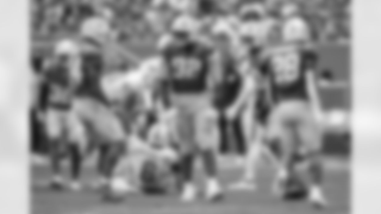 Check out the best shots from the Chargers Week 6 matchup against the Dolphins!