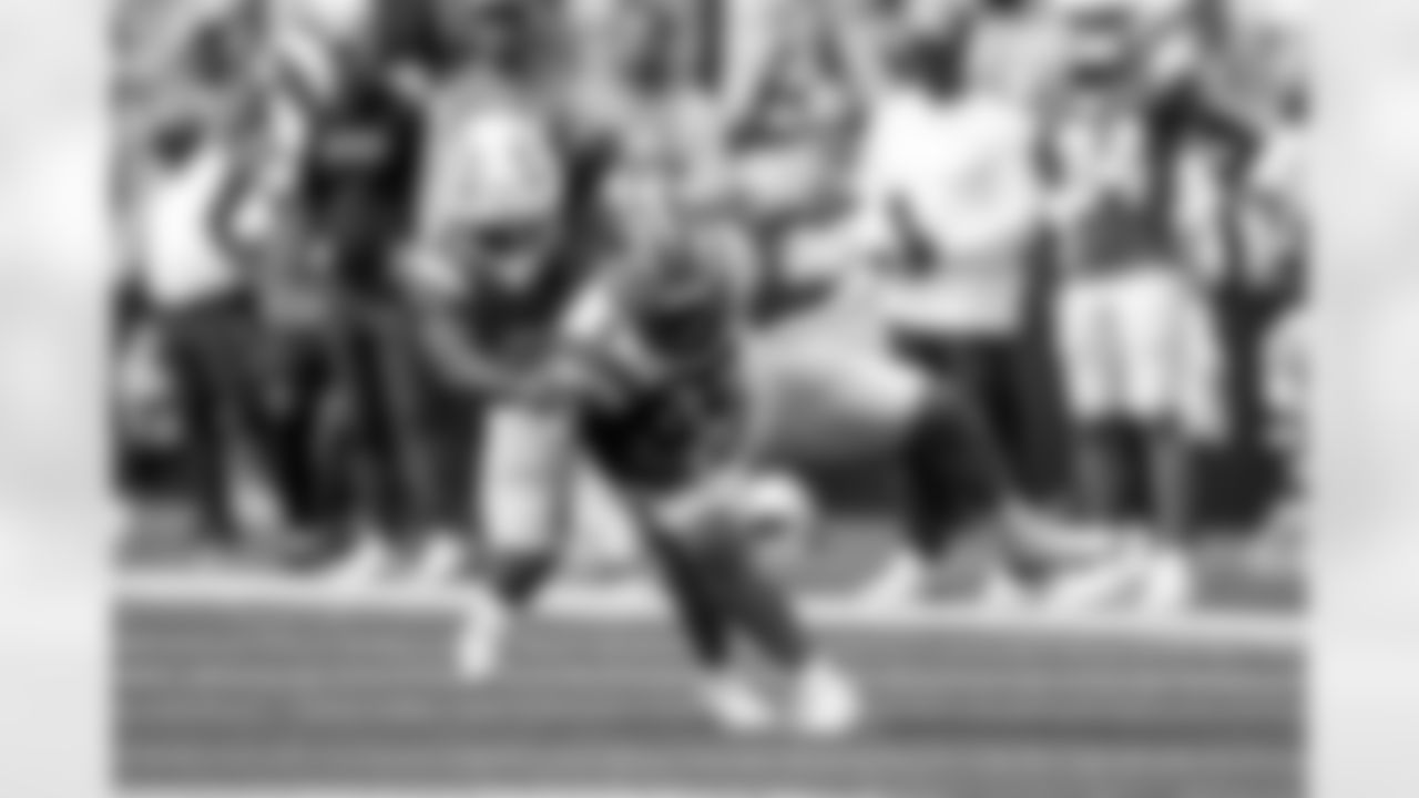 The Los Angeles Chargers play the Carolina Panthers on Sunday, September 15, 2024 at Bank of America Stadium in Charlotte, NC.
[FINAL SCORE: LAC 26 - CAR 3]