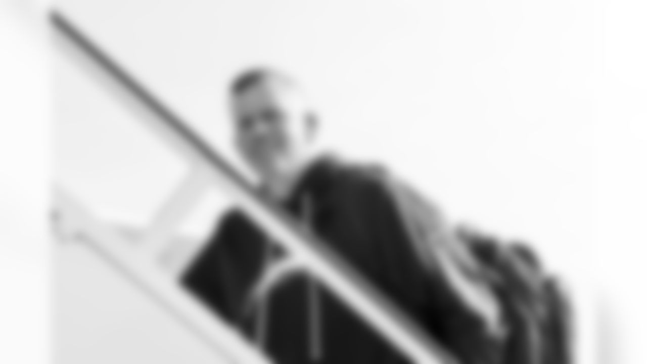 Los Angeles Chargers Run Game Coordinator/Tight Ends Coach Andy Bischoff travels to Dallas on Saturday, Dec. 20, 2025 for the Week 16 regular season matchup against the Dallas Cowboys.