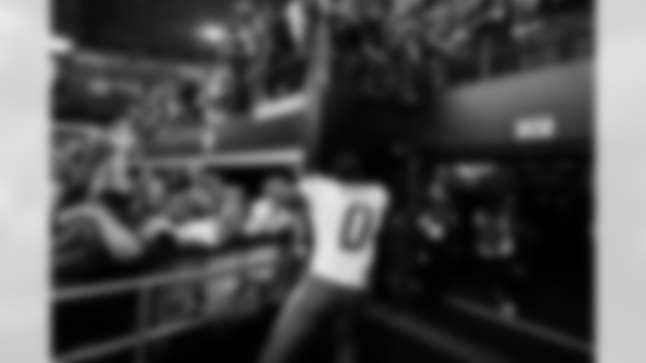 Check out the best shots from the Chargers Week 16 matchup against the Cowboys!