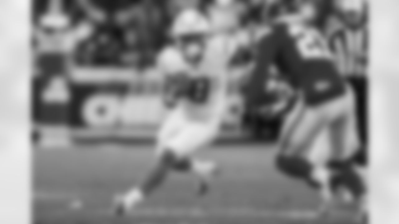 Check out the best shots from the Chargers Week 15 matchup against the Chiefs!