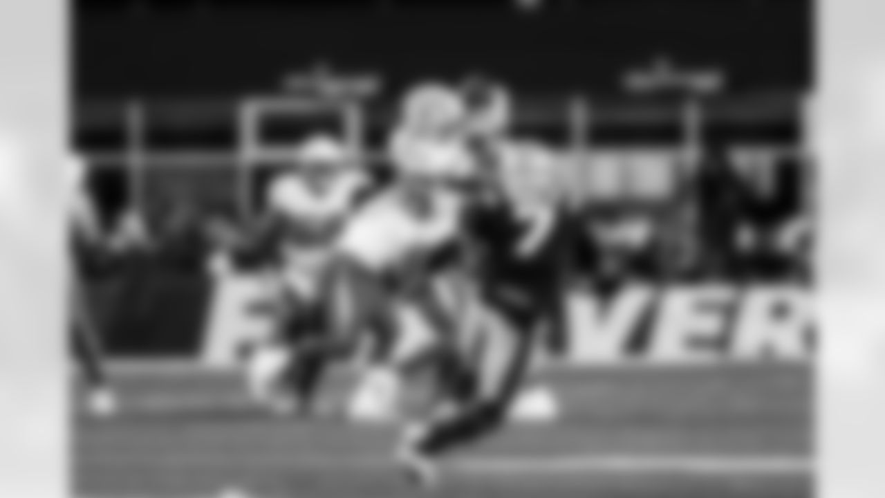 TE Oronde Gadsden (86)