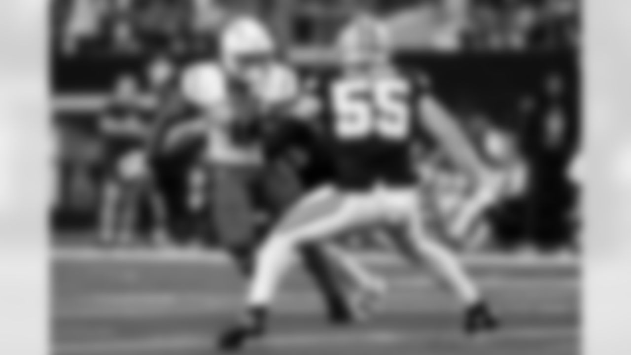 Check out the best shots from the Chargers Week 16 matchup against the Cowboys!