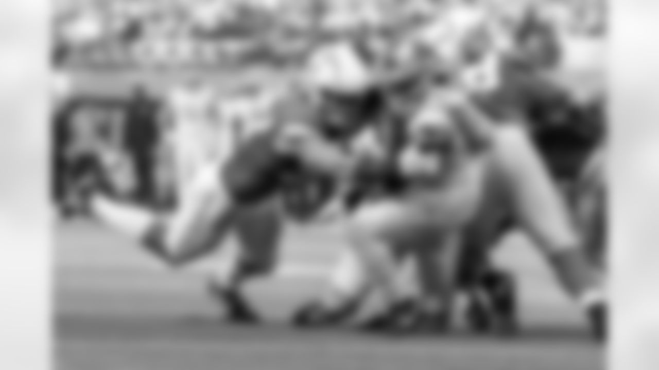 The Los Angeles Chargers play the Detroit Lions on Sunday, November 12, 2023 at SoFi Stadium in Inglewood, CA.
[FINAL SCORE: LAC 38 - DET 41]