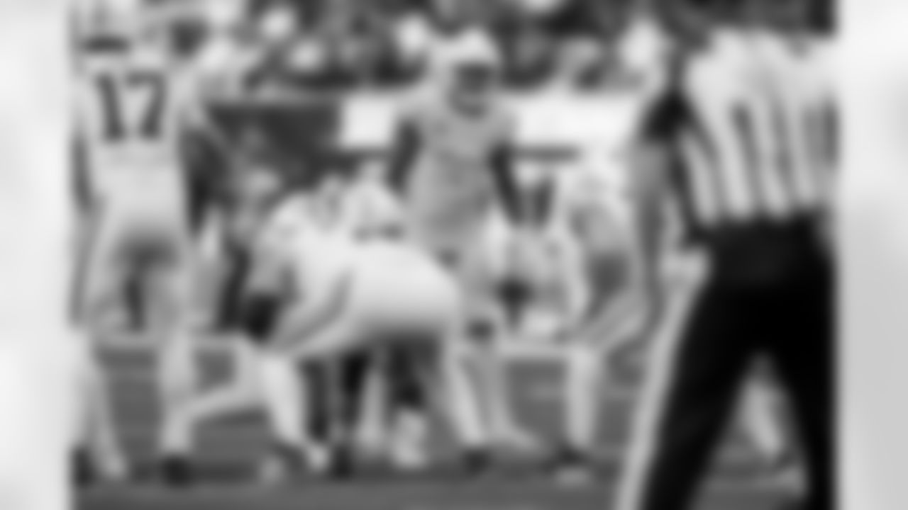 Check out the best shots from the Chargers Week 7 matchup against the Colts!