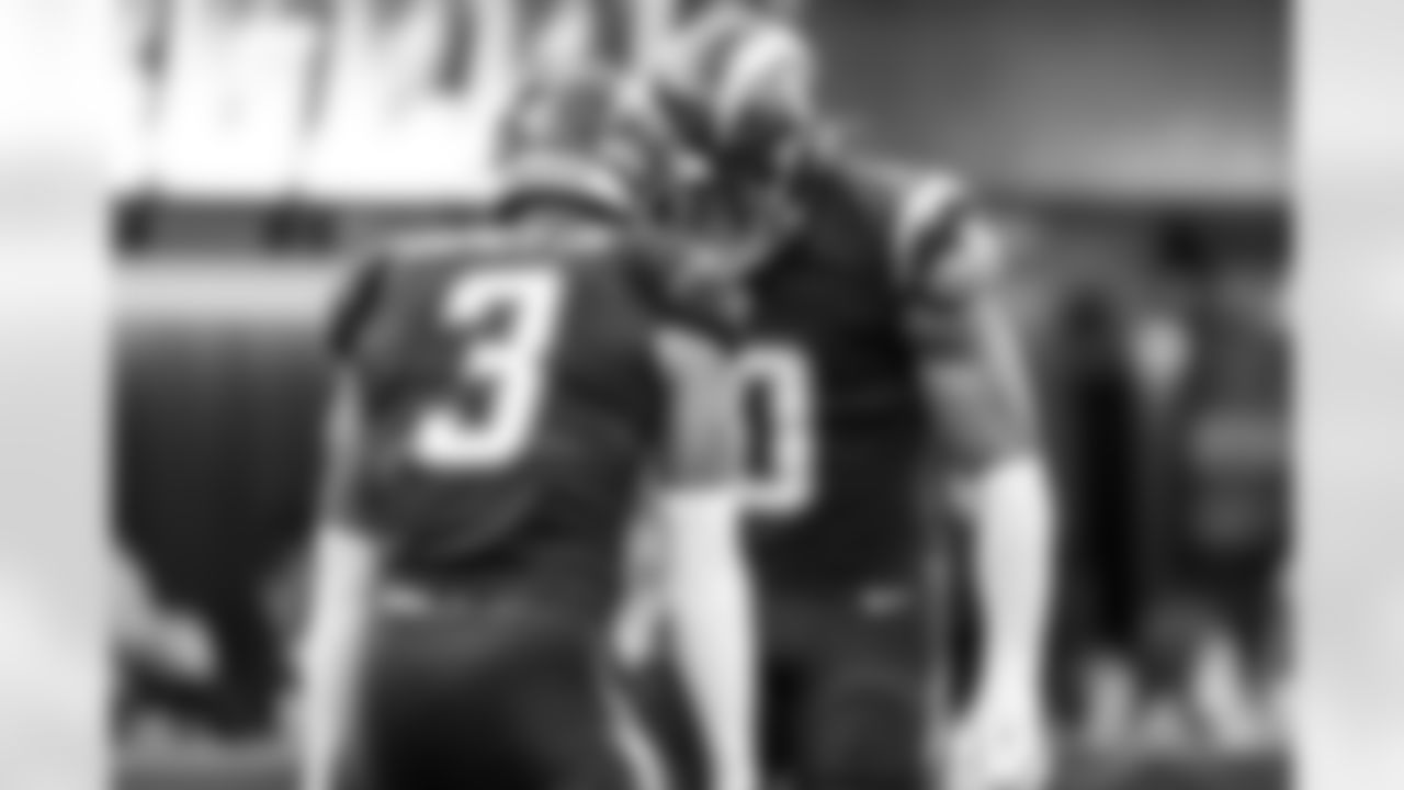 S Derwin James Jr. (3) and LB Daiyan Henley (0)