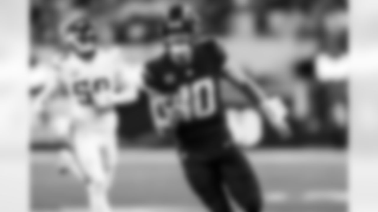 QB Justin Herbert (10)