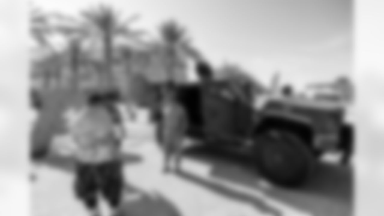 The Los Angeles Chargers play the Tennessee Titans on Sunday, November 10, 2024 at SoFi Stadium in Inglewood, CA.
[FINAL SCORE: LAC 27 - TEN 17]