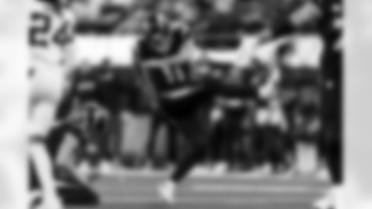 Check out the best shots from the Chargers Week 8 matchup against the Vikings!