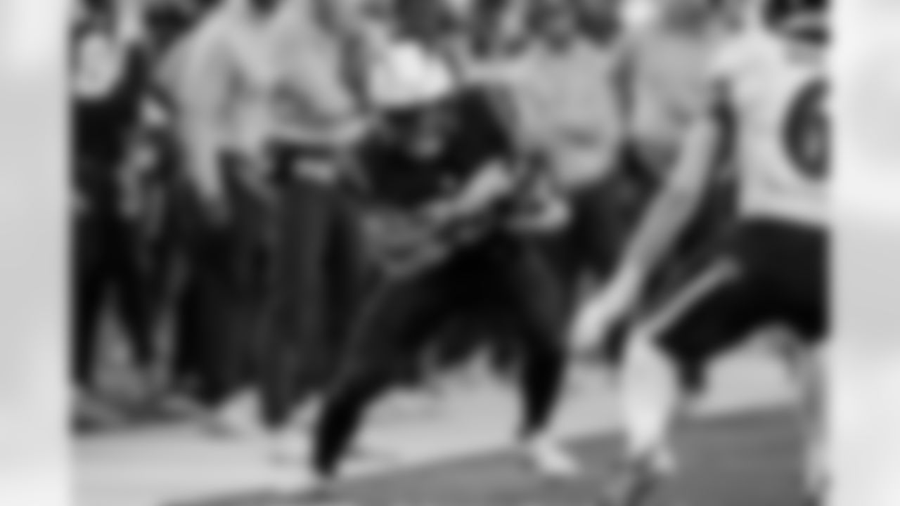 The Los Angeles Chargers play the Baltimore Ravens on Sunday, November 26, 2023 at SoFi Stadium in Inglewood, CA.
[FINAL SCORE: BAL 20 - LAC 10]