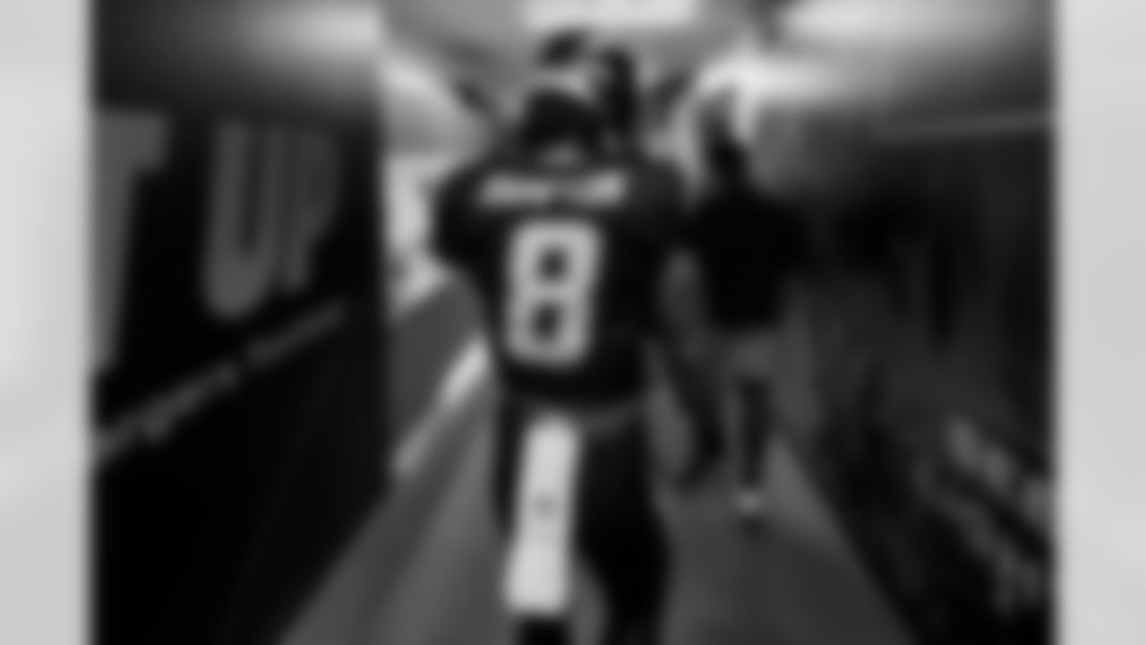 Check out the best shots from the Chargers Week 17 matchup against the Texans!