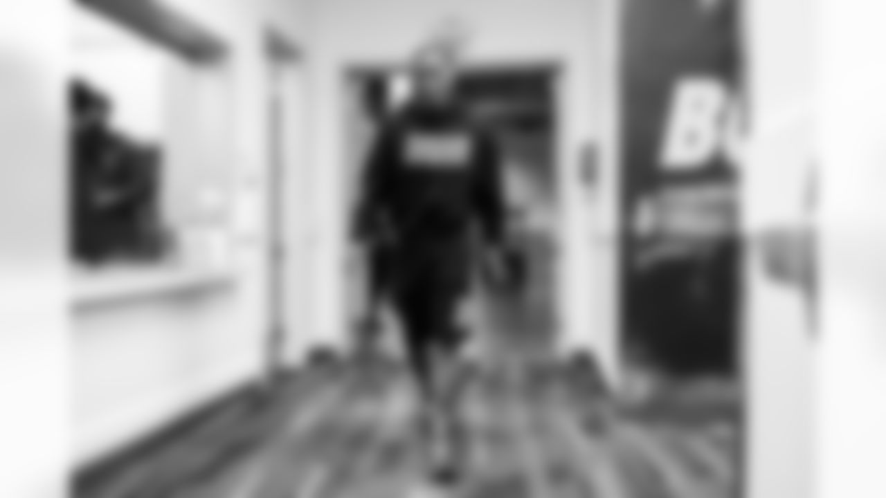 S Derwin James Jr. (3)