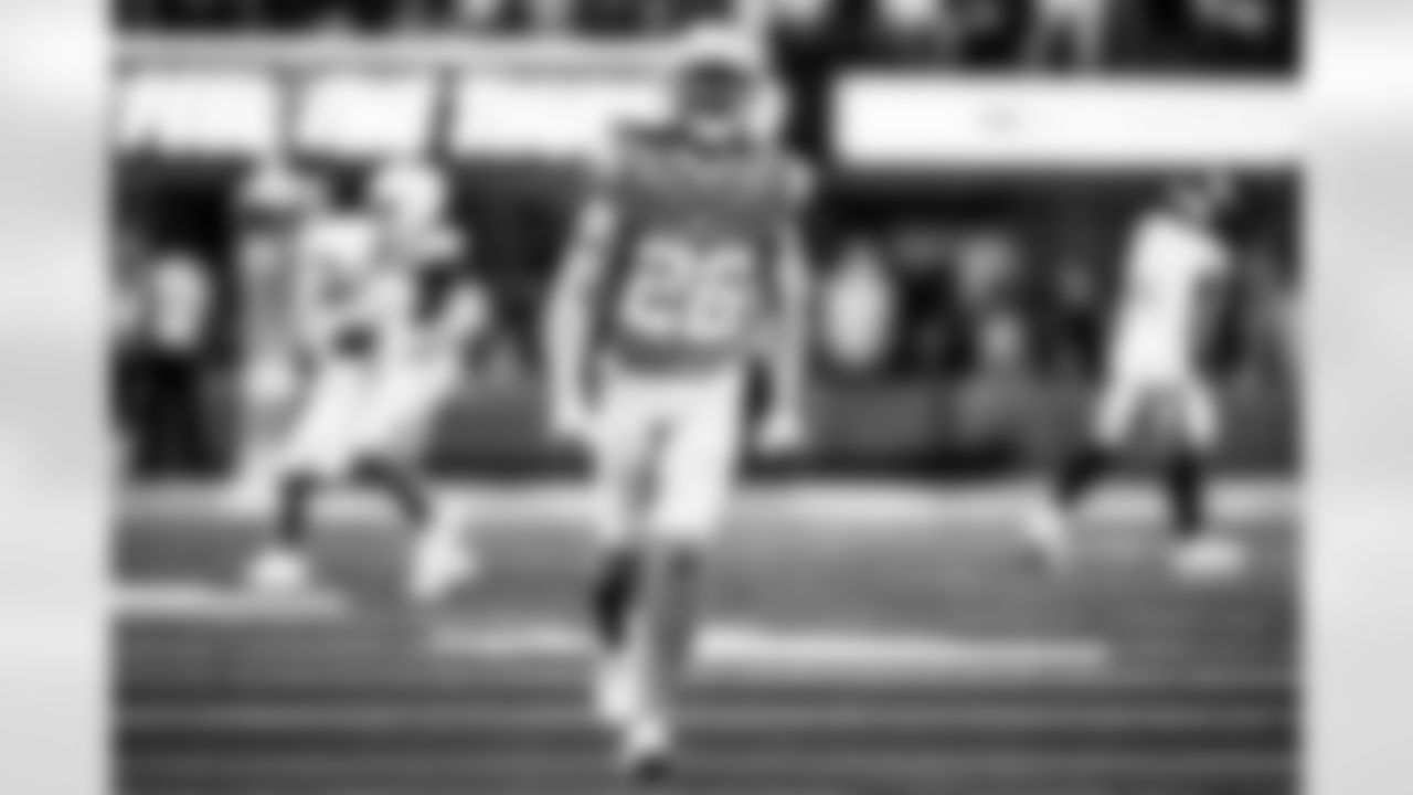 Take a look back at the Chargers Week 10 matchup with the Steelers in monochrome.