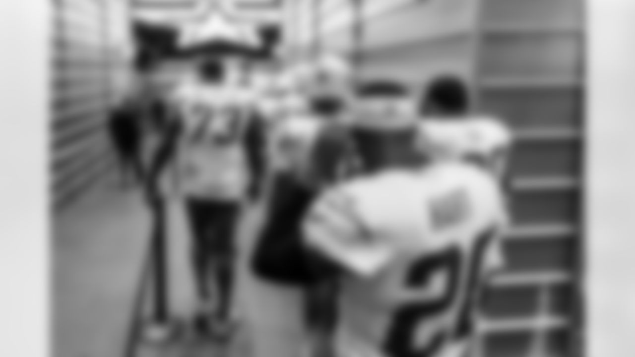 Check out the best shots from the Chargers Week 16 matchup against the Cowboys!