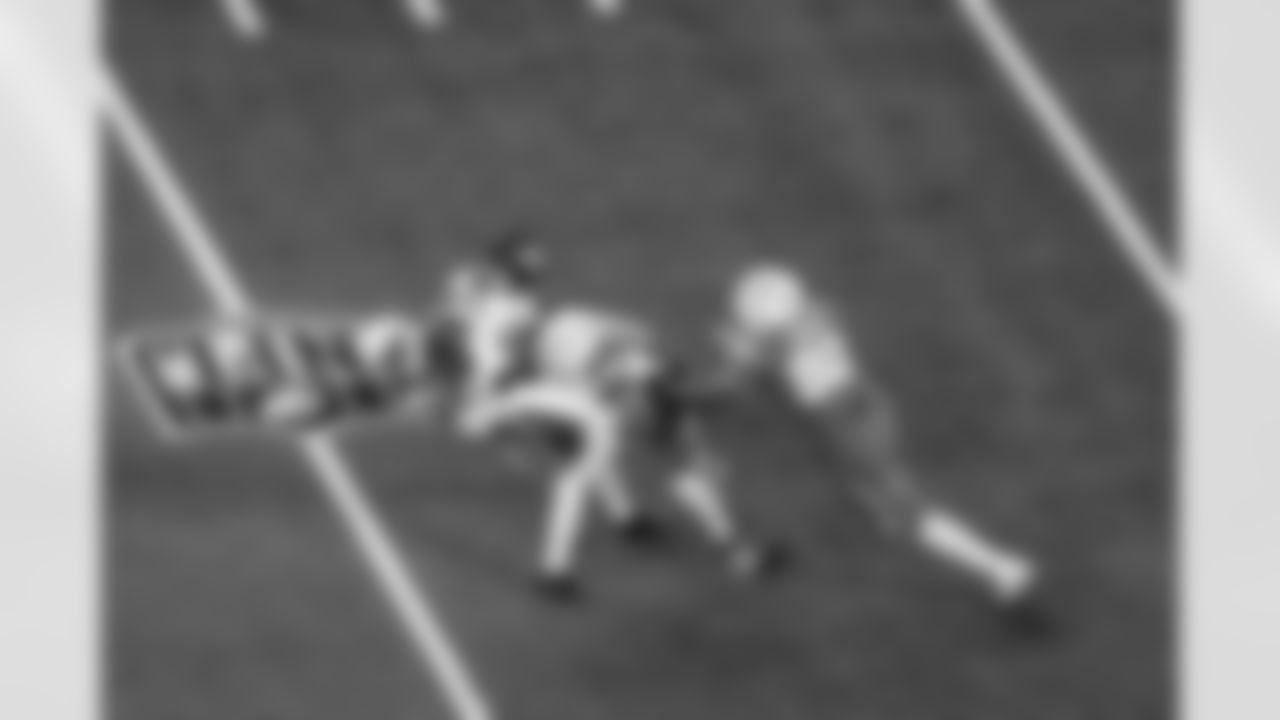 DB Elijah Molden (2), CB Tarheeb Still (29) and DL Justin Eboigbe (92)