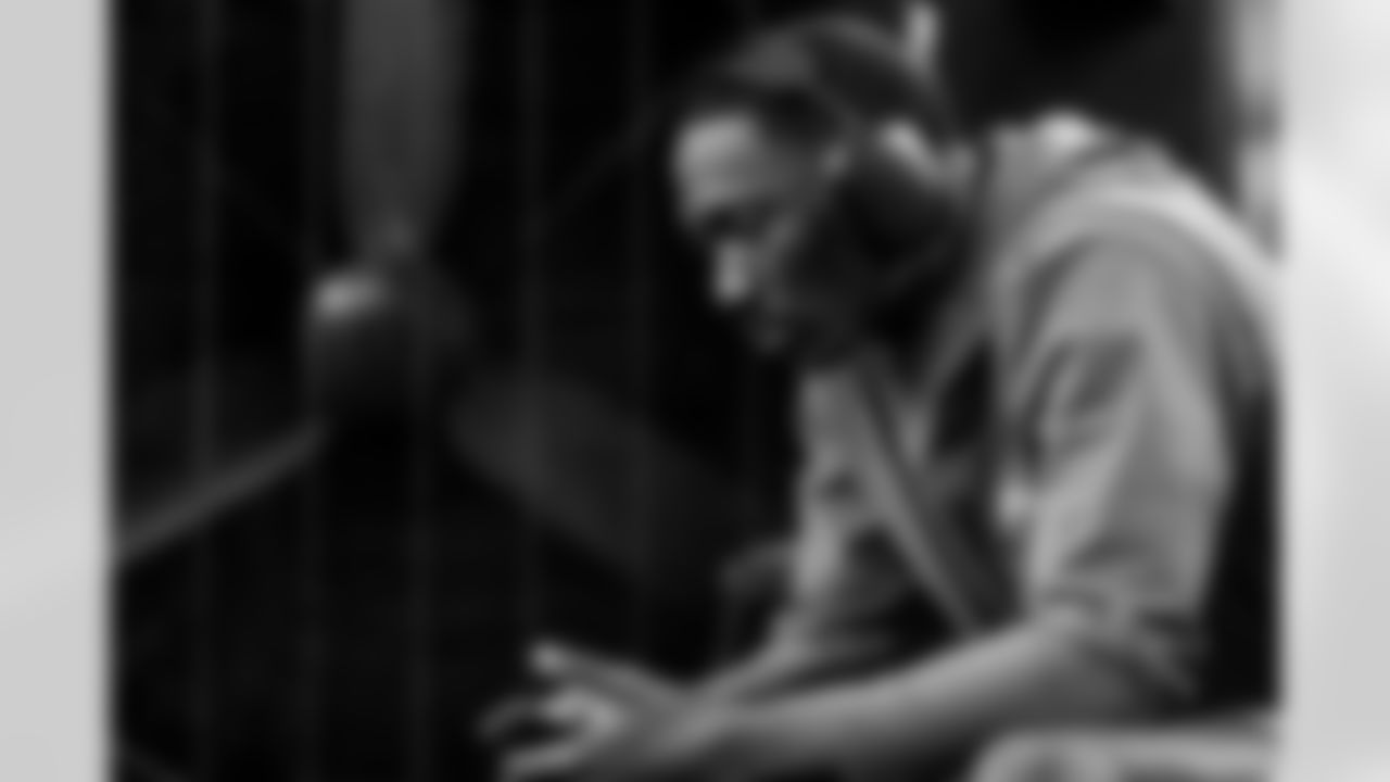 Check out the best shots from the Chargers Week 16 matchup against the Cowboys!