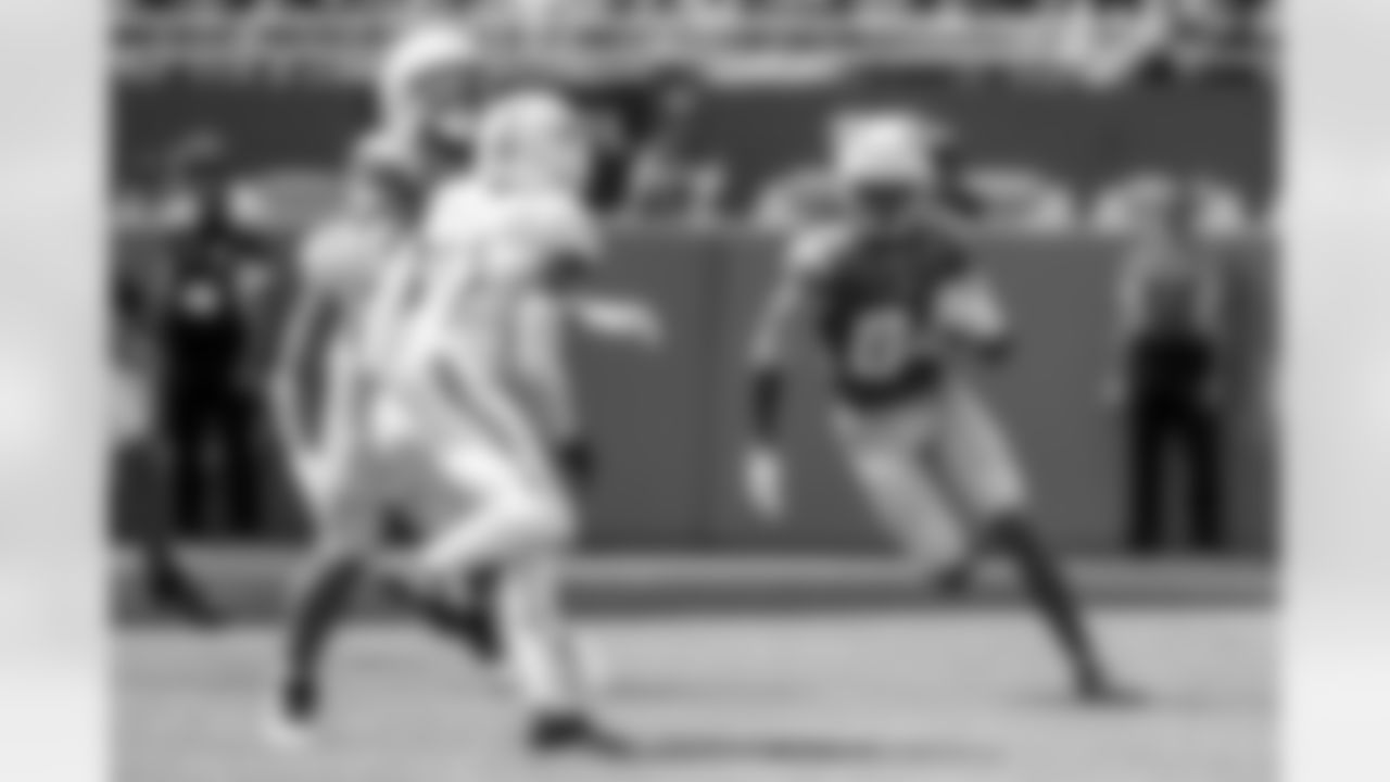 Check out the best shots from the Chargers Week 6 matchup against the Dolphins!