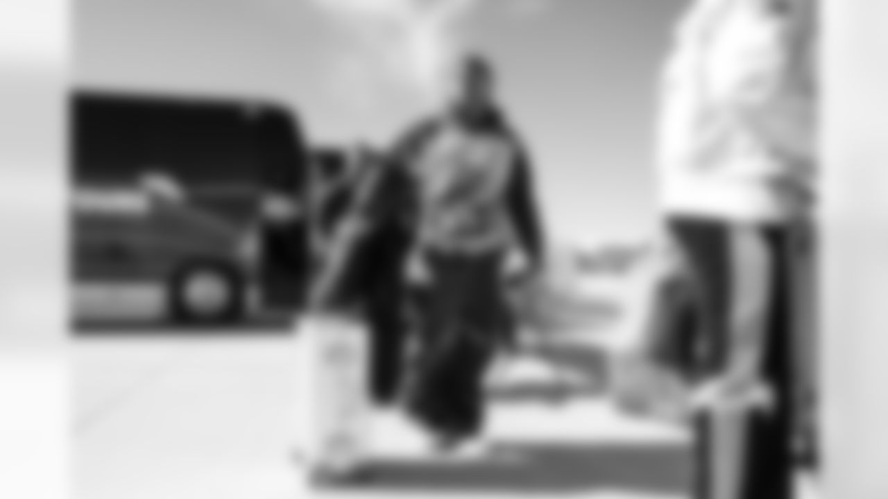 Los Angeles Chargers LB Daiyan Henley (0) travels to New England on Friday, Jan. 9, 2025 for the Wild Card matchup against the New England Patriots.