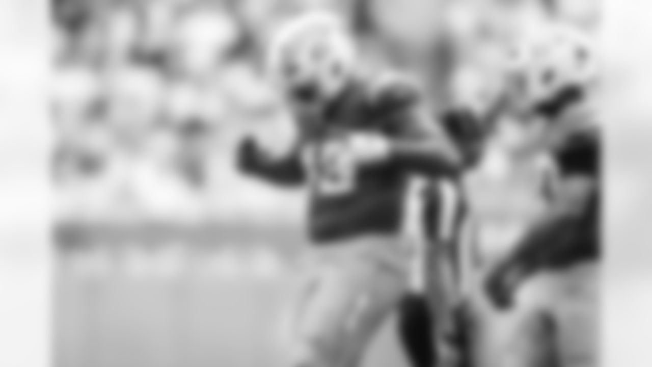 OLB Tuli Tuipulotu (45)