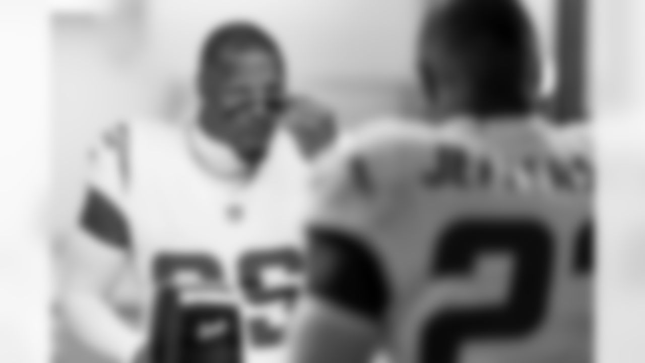 Check out the best shots from the Chargers Week 18 matchup against the Broncos!