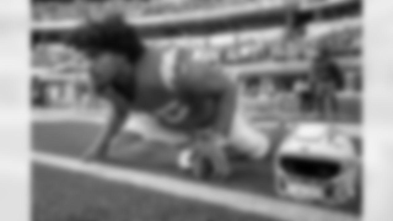 The Los Angeles Chargers play the Detroit Lions on Sunday, November 12, 2023 at SoFi Stadium in Inglewood, CA.
[FINAL SCORE: LAC 38 - DET 41]