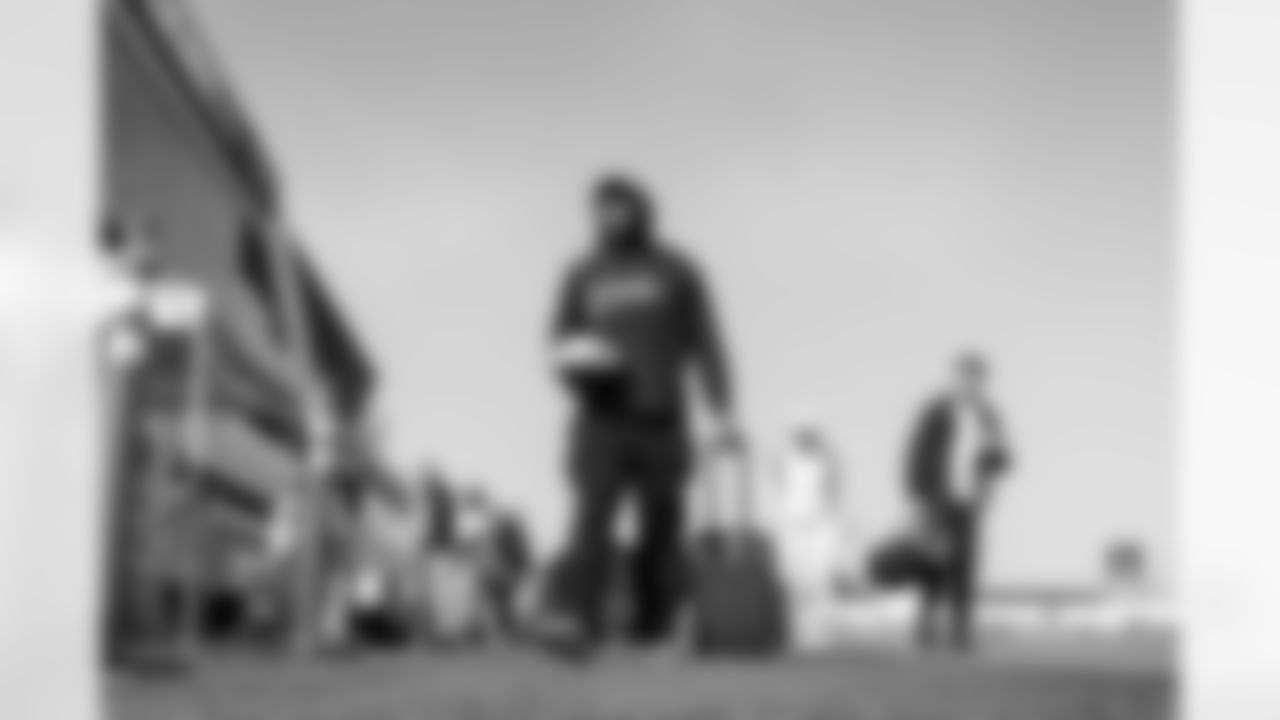 DL Justin Eboigbe (92)