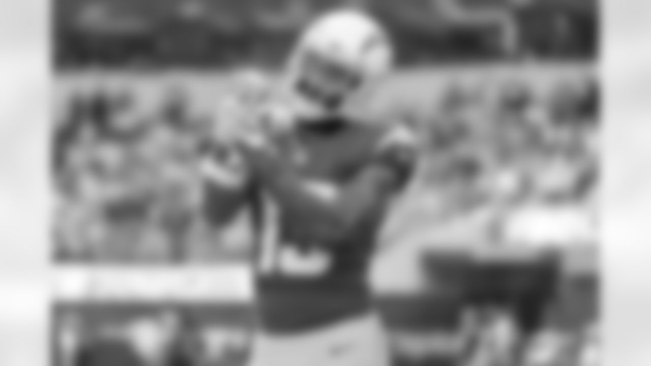 The Los Angeles Chargers play the Miami Dolphins on Sunday, September 10, 2023 at SoFi Stadium in Inglewood, CA.
[FINAL SCORE: MIA 36 - LAC 34]