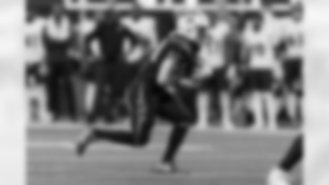 The Los Angeles Chargers play the Baltimore Ravens on Sunday, November 26, 2023 at SoFi Stadium in Inglewood, CA.
[FINAL SCORE: BAL 20 - LAC 10]