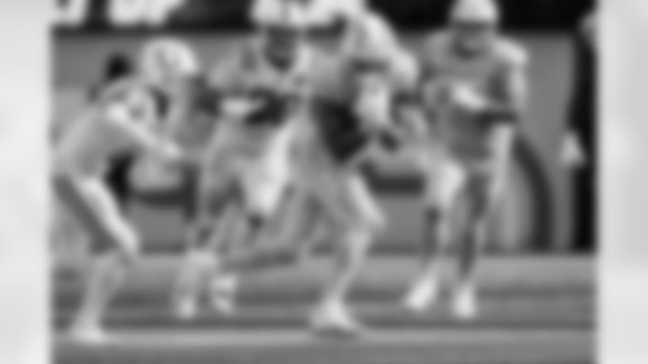 Check out the best shots from the Chargers Week 7 matchup against the Colts!