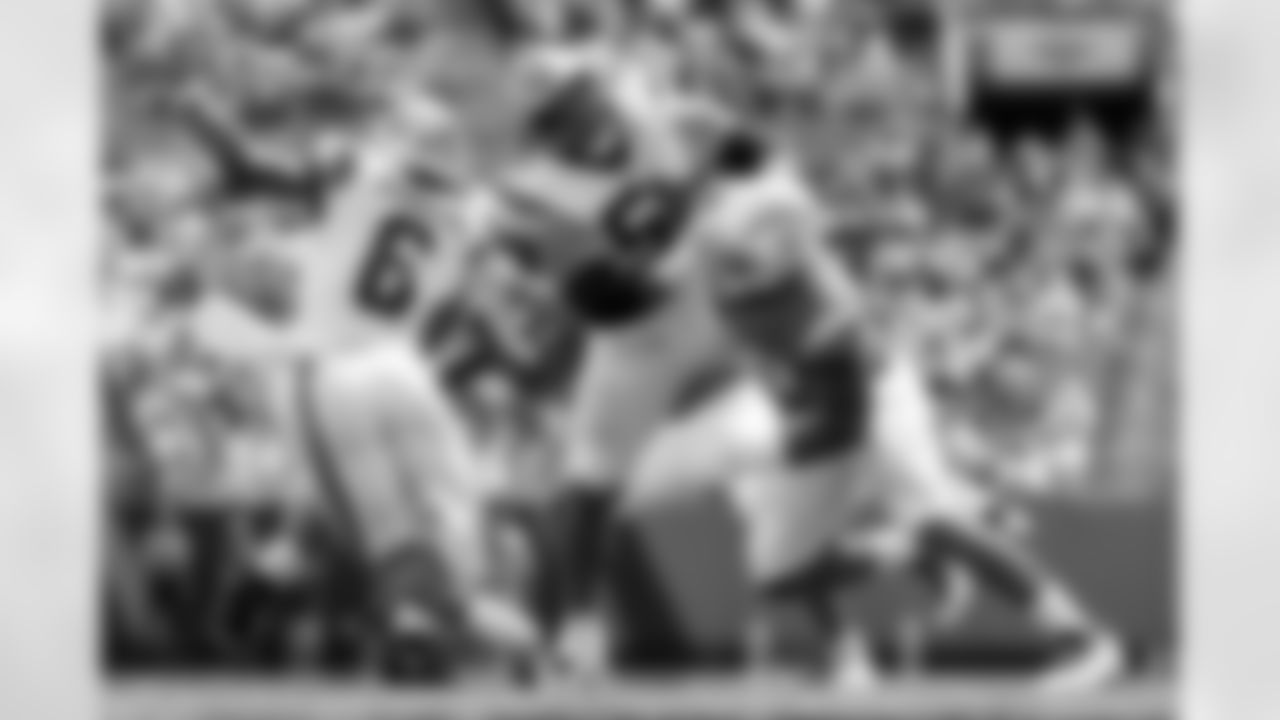 The Los Angeles Chargers play the Carolina Panthers on Sunday, September 15, 2024 at Bank of America Stadium in Charlotte, NC.
[FINAL SCORE: LAC 26 - CAR 3]