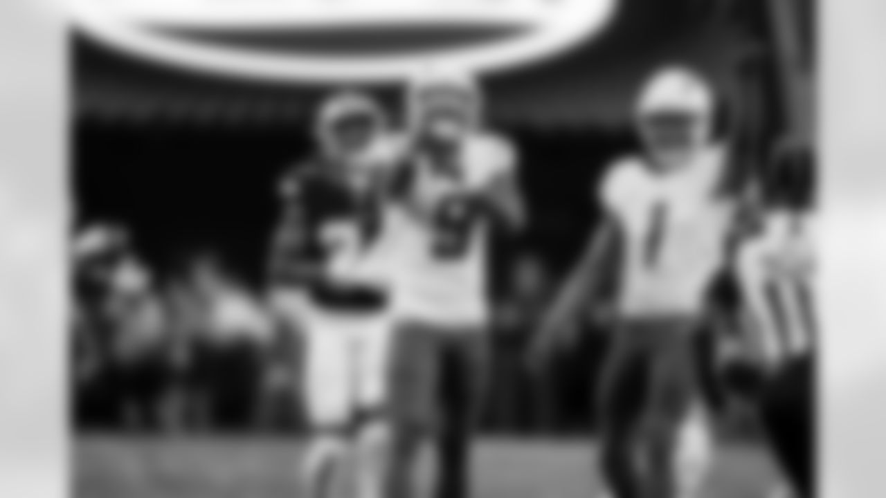 Take a look back at the best photos of the Chargers best celebrations of the 2025 season.