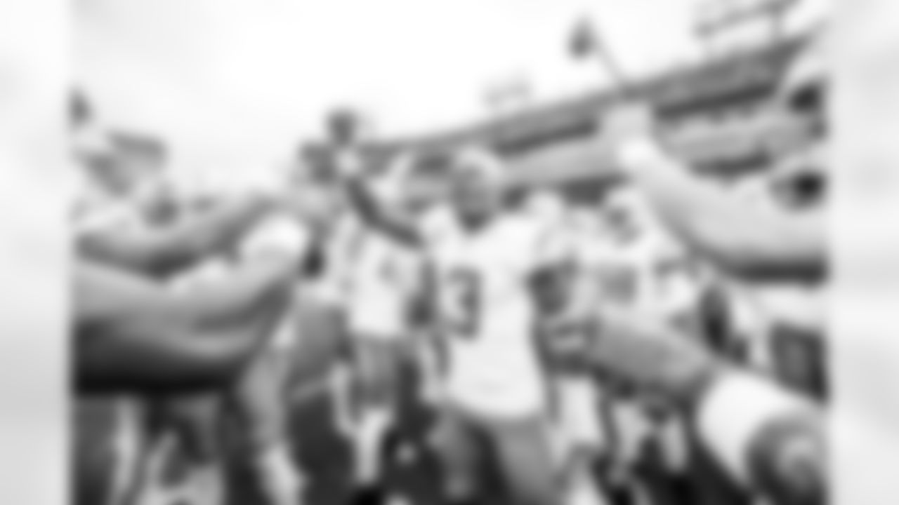 S Derwin James Jr. (3)