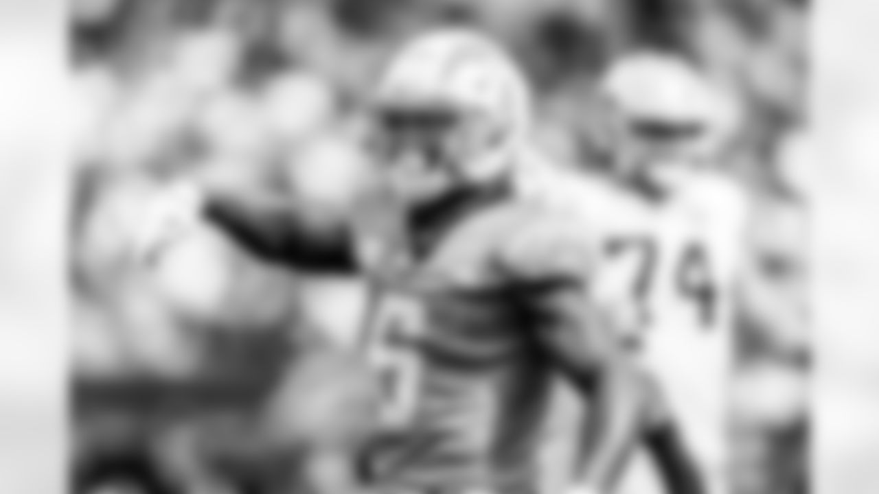 The Los Angeles Chargers play the Las Vegas Raiders on Sunday, September 8, 2024 at SoFi Stadium in Inglewood, CA.
[FINAL SCORE: LAC 22 - LV 10]