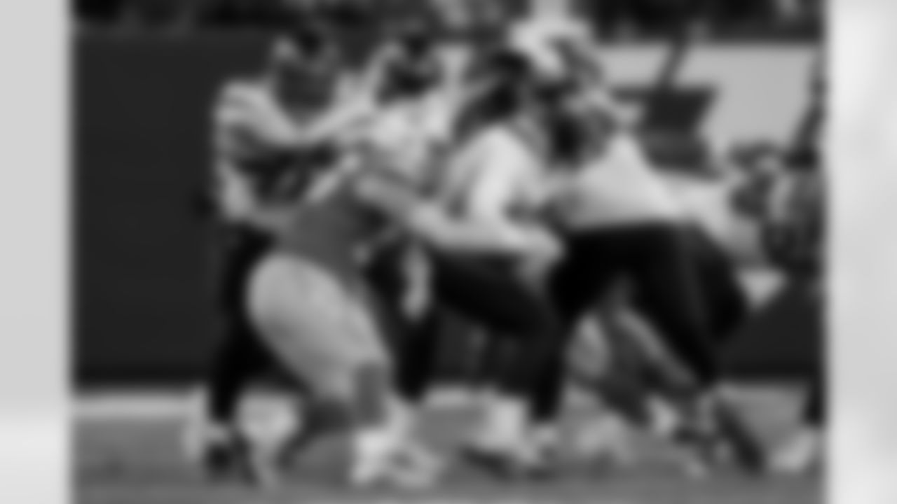 The Los Angeles Chargers play the New York Jets on Monday, November 6, 2023 at MetLife Stadium in East Rutherford, NJ.
[FINAL SCORE: LAC 27 - NYJ 6]