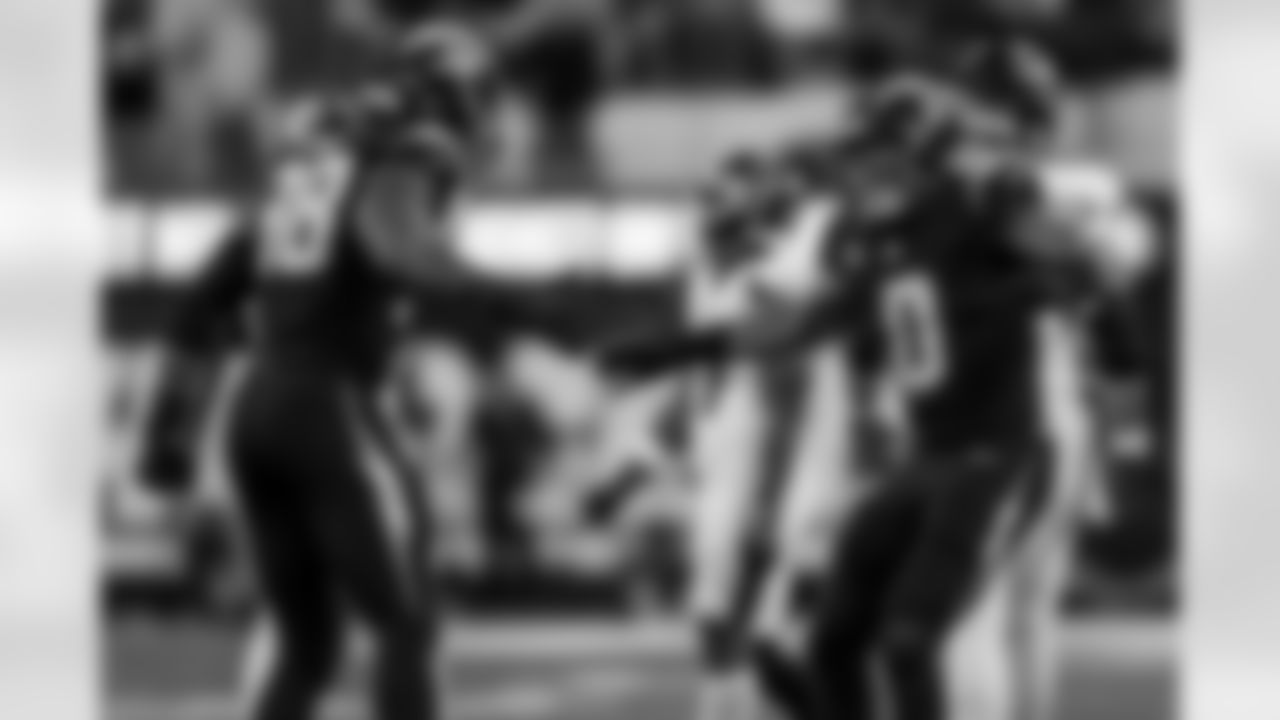 Take a look at the best photos of Chargers 2026 free agent Odafe Oweh