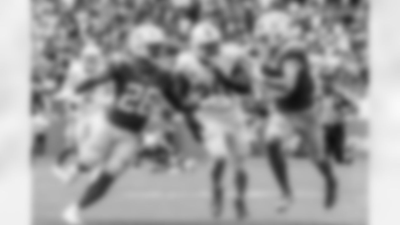 Check out the best shots from the Chargers Week 6 matchup against the Dolphins!