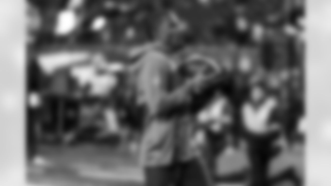 WR Derius Davis (12)