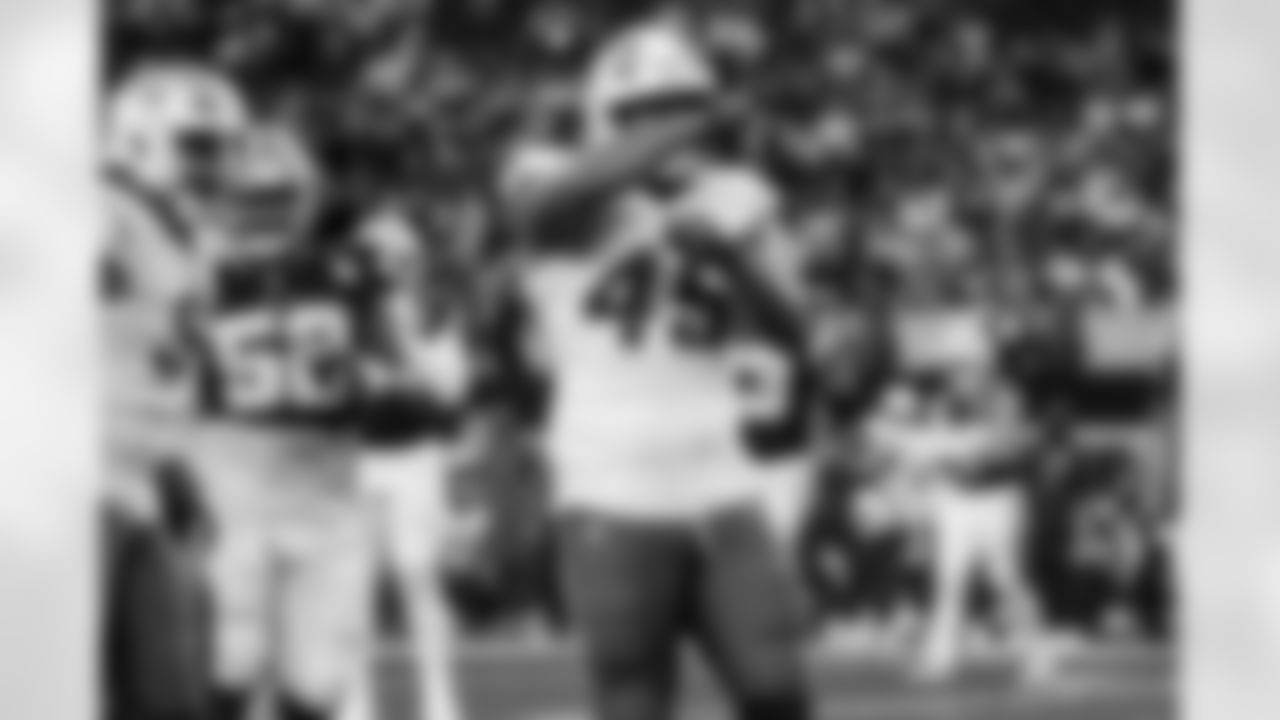 OLB Tuli Tuipulotu (45)