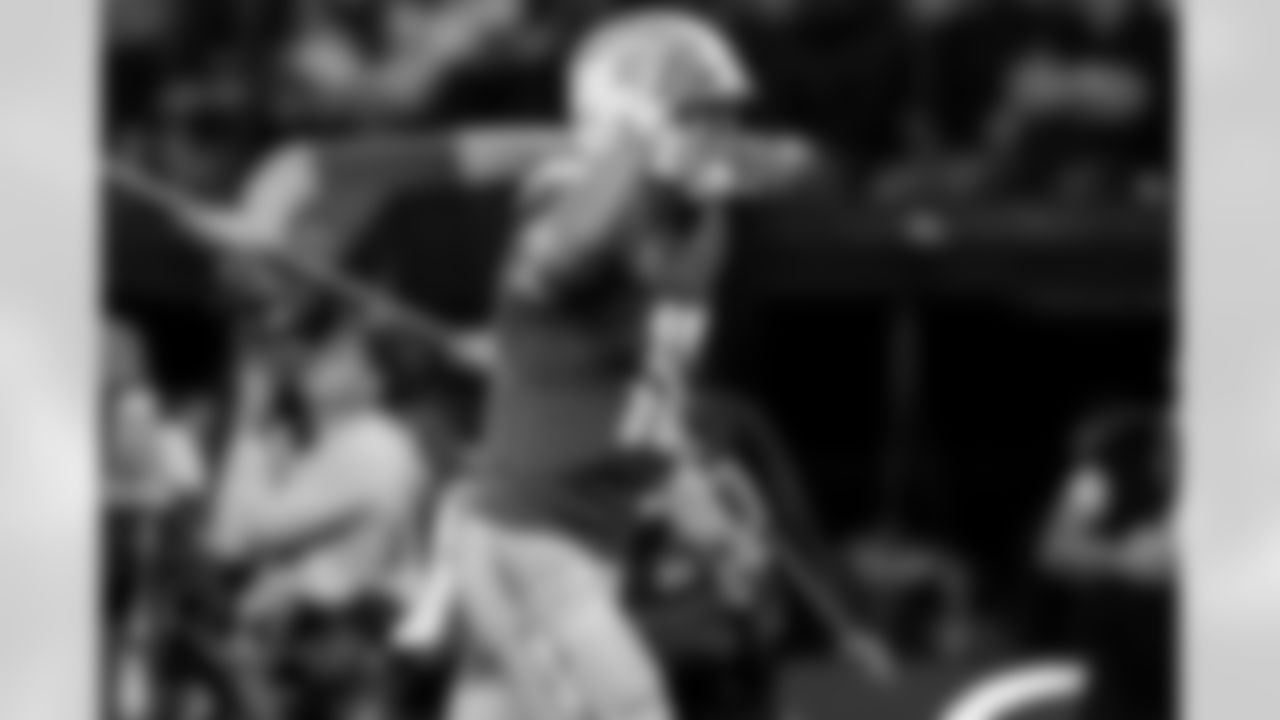 Take a look back at the best photos of Justin Herbert's 2025 campaign.