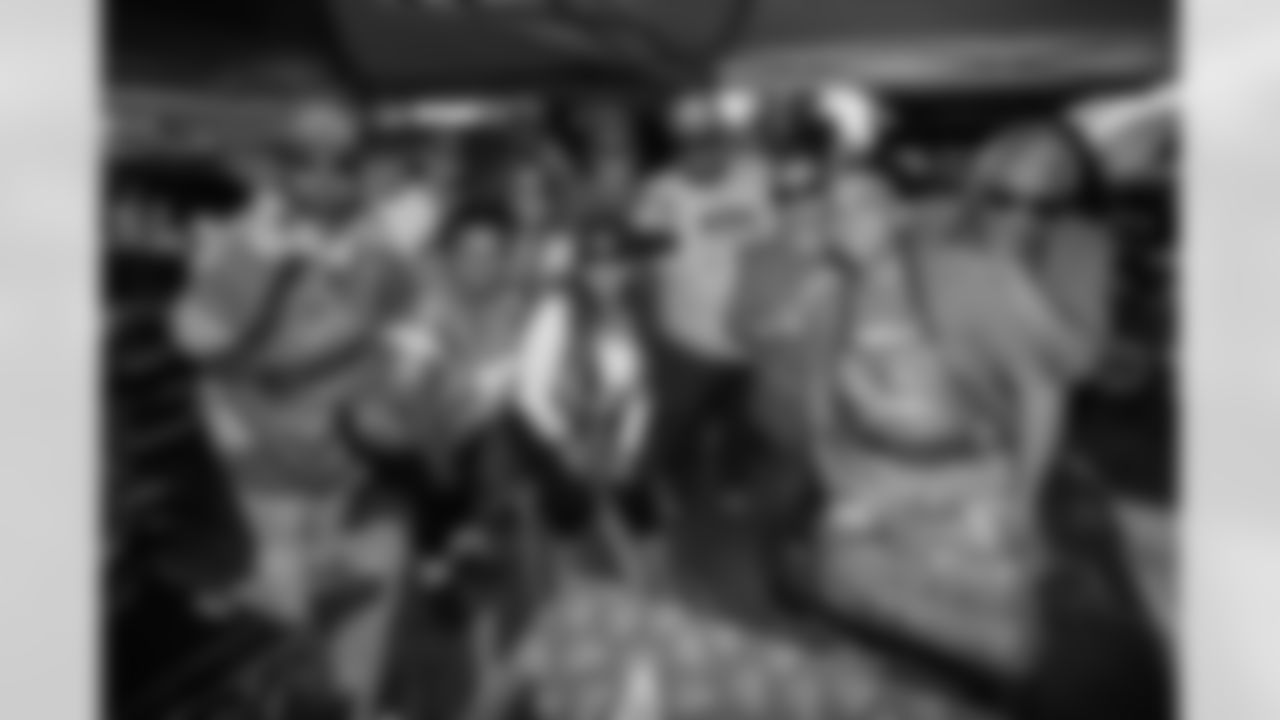 The Los Angeles Chargers play the Denver Broncos on Thursday, December 19, 2024 at SoFi Stadium in Inglewood, CA.
[FINAL SCORE: LAC 34 - DEN 27]