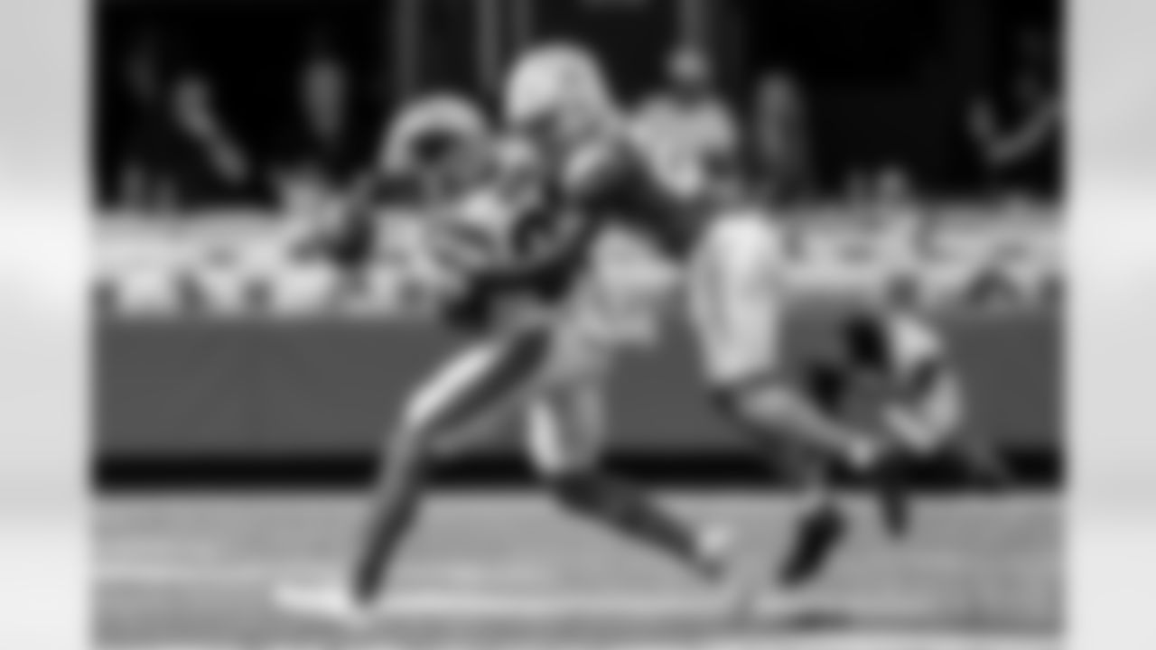 The Los Angeles Chargers play the Carolina Panthers on Sunday, September 15, 2024 at Bank of America Stadium in Charlotte, NC.
[FINAL SCORE: LAC 26 - CAR 3]