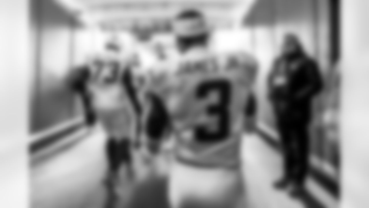 Take a look back at the Chargers Week 15 matchup with the Chiefs in monochrome.