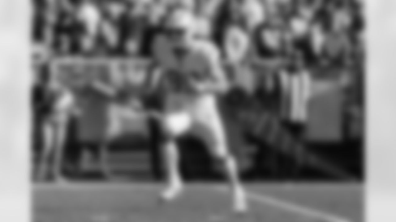 The Los Angeles Chargers play the Green Bay Packers on Sunday, November 19, 2023 at Lambeau Field in Green Bay, WI.
[FINAL SCORE: GB 23 - LAC 20]